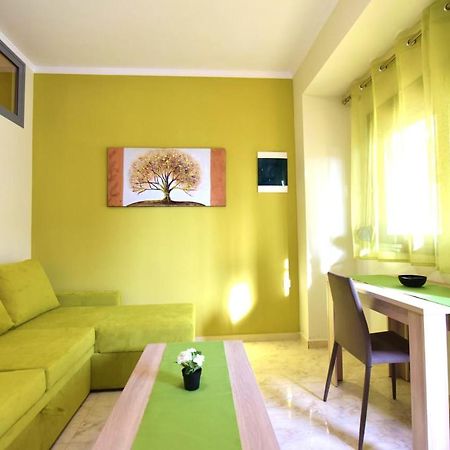 Elia Beach Modern Suites Flogita Exterior foto